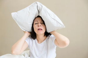 הפרעות שינה בקרב נשים - שלי חרמון